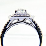 Ladies 18K Cushion Cut Diamond Enagagement Ring