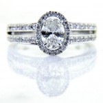 Ladies 18k Oval Diamond Engagement Ring