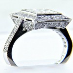 Ladies Platinum Princess Cut Diamond Engagement Ring