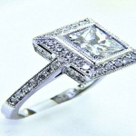 Ladies Platinum Princess Cut Diamond Engagement Ring