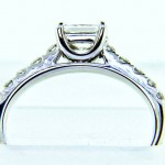 Ladies 18k Princess Cut Diamond Engagement Ring