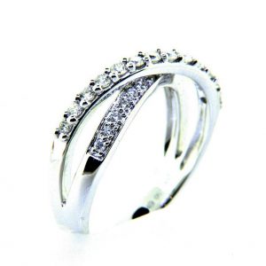 Ladies 18K Twist Diamond Anniversary