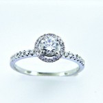 Ladies 18k White Gold Princess Cut Diamond Engagement Ring