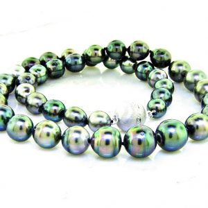 Natural Black Tahitian Pearl Necklace