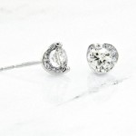 Amazing Diamond Stud Earrings