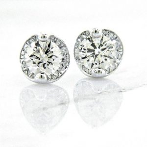 Amazing Diamond Stud Earrings