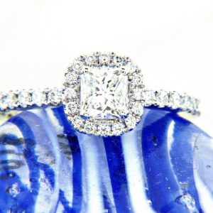 Ladies 18K Radiant Halo Engagement Ring 1.08ctw