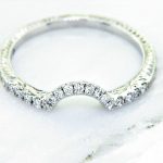 Ladies 18k Nouveau Estates Diamond Engagement Ring 1.08ctw.